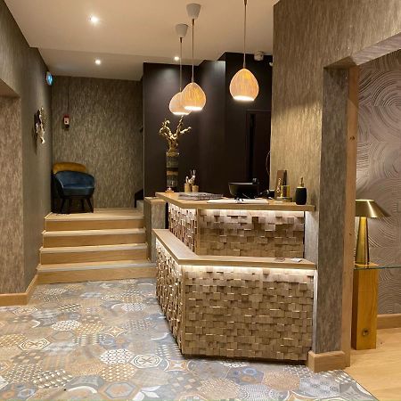 Hotel De La Poste 팔레즈 외부 사진
